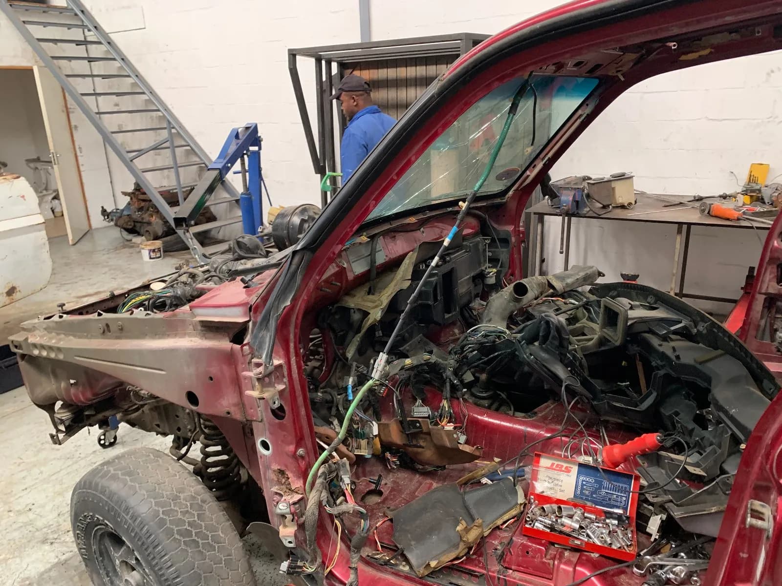 1994 Ford Explorer — photo 11