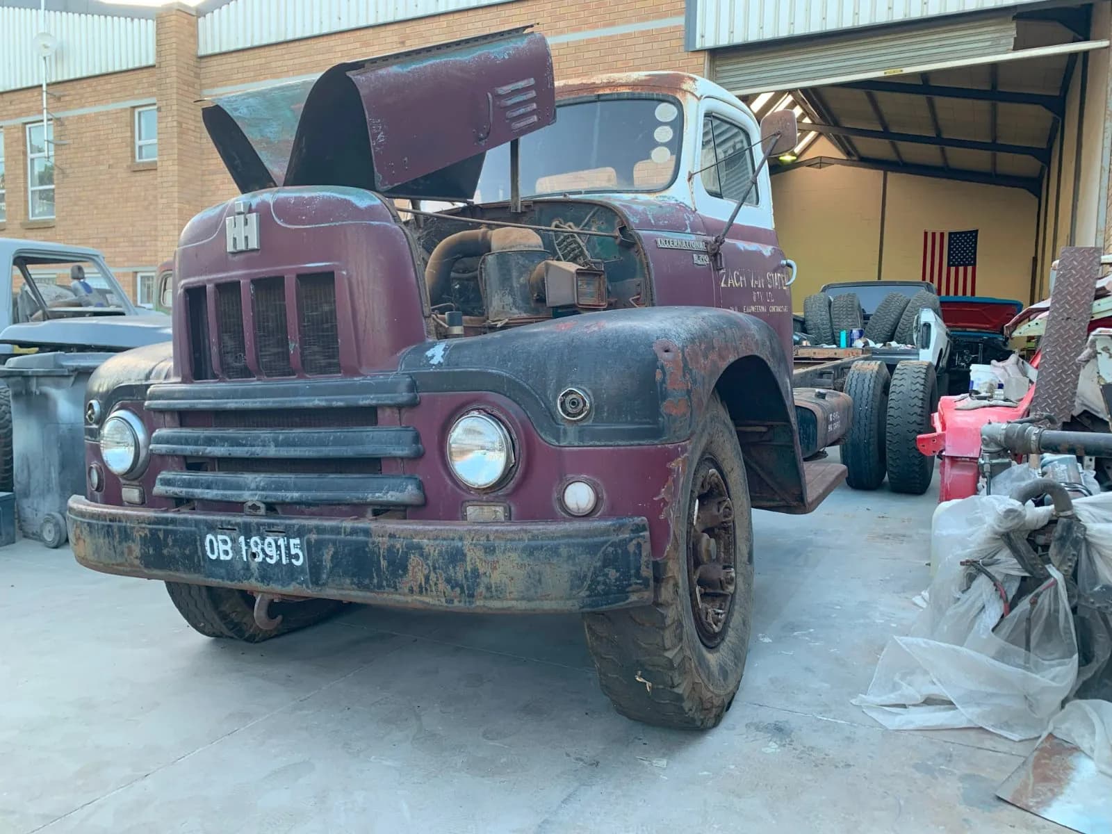 1954 International Harvester R 190